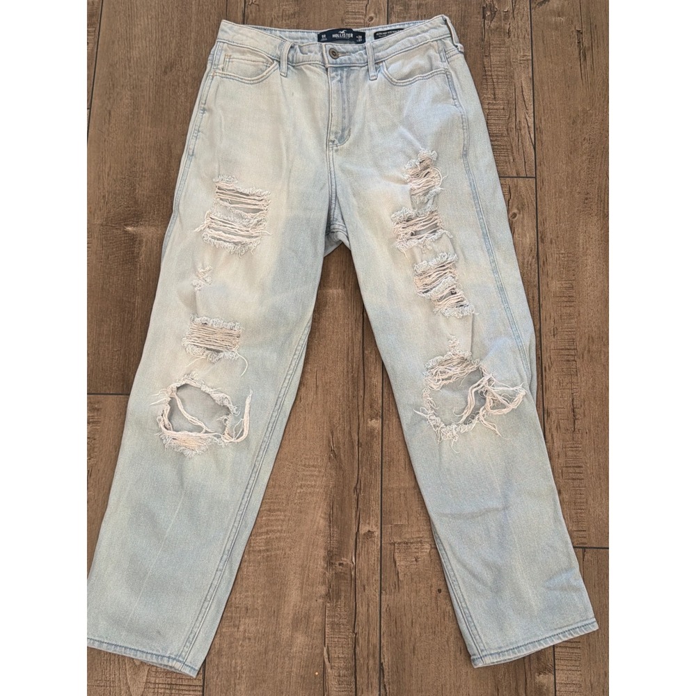 Hollister Ultra High-Rise Mom Jeans Light Wash Distressed Vintage Stretch 9R W29